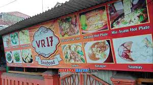 We would like to show you a description here but the site won't allow us. Rumah Makan Vr 17 Rekomendasi Kuliner Seafood Di Kota Banjar