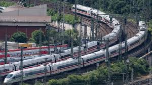 Wann es soweit ist, dazu will sich die gdl nicht genau festlegen. Neues Tarif Angebot Bahn Will Streiks Der Gdl Noch Verhindern
