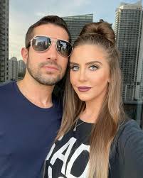 Lauren Spears's Instagram, Twitter & Facebook