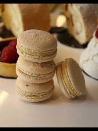 Pavlova Macarons Adriano Zumbo Macaron Cookies Pavlova Desserts