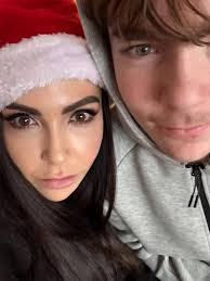 Merry Christmas to all and to all a good night 🎄 Spent some much needed  time with my kids and husband today 🥰 Blessed is an understatement. How  was your Christmas?