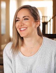 Christie Mcleod's Instagram, Twitter & Facebook