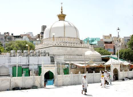 Hazrat Khwaja Sharif