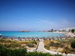 Die strände paphos, afrodite und konnos bay. Nissi Beach Strand Und Pool Auf Zypern