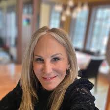 One of our goals, when we moved to the Hudson Valley from Brooklyn, N.Y.,  was to create a new website. With the able assistance of @mlroach, Michael  Roach, we are proud to