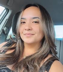 Candace Weller's Instagram, Twitter & Facebook