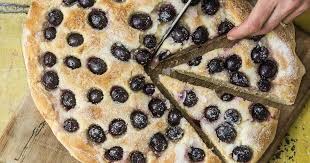 Susse Focaccia Mit Trauben Nach Csaba Dalla Zorza Creme Guides Rezept Rezepte Focaccia Rezept Trauben