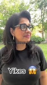 Elaine Munoz's Instagram, Twitter & Facebook