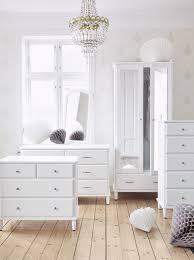 غرف نوم Ikea 64 صورة التصميم الداخلي بأسلوب Ikea والمنسوجات لغرفة النوم والمخطط والمصمم غرفة نوم 2021