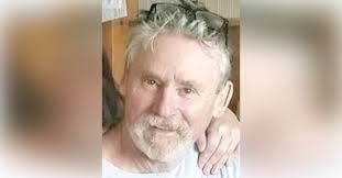 Janet Levesque's Instagram, Twitter & Facebook