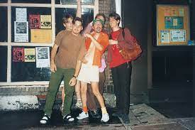 Includes r.e.m., soundgarden, stone temple pilots, red hot chili peppers, hollywood undead, cou. Best Indie Rock Bands Of All Time From The Pixies To Sonic Youth