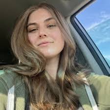 Jana Ames's Instagram, Twitter & Facebook