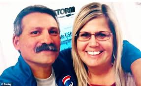 Mom wows her husband with a stunning makeover