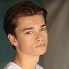 Eli Stevenson (@steve.nson) • Instagram photos and videos