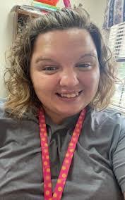 Melody Horton's Instagram, Twitter & Facebook