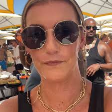 Be very wary when using UBER in Orlando. I used uber for a trip and the  company duplicated the payment twice and is refusing to give me my money  back even though