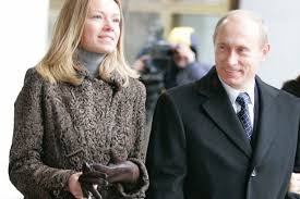 Vladnir putin with his former wife lyudmila (getty images). Uawire Media Putin S Daughter Sold Her Penthouse In The Netherlands