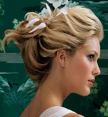 Veils are important for wedding hairstyles and this one is a beautiful example for it. 50 Dazzling Fabulous Bridal Hairstyles For Your Wedding Pouted Com