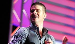 His single blurred lines was a certified diamond by snep. Robin Thicke Net Worth 2021 Age Height Weight Wife Kids Bio Wiki Wealthy Persons