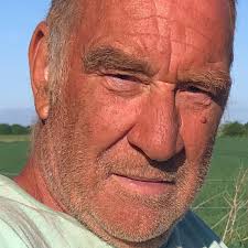 Metallurgy department photographer passes away