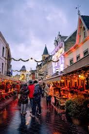 Valkenburg Christmas Market The Most Unique Christmas Market In The Netherlands Cool Places To Visit Christmas In Holland Places To Visit