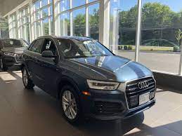 Front Angled View Of The 2018 Audi Q3 In Daytona Grey Pearl Vehicle Available At Audi Of Bridgewater Nj Audi Dealership Audi Dream Cars Audi