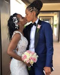 Shortage Of Men In Zimbabwe Leads Two Women Marrying Each Other Photos Tatahfonewsarena Lesbian Bride Lesbian Wedding Black Wedding Dresses