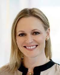 Elizabeth Stone's Instagram, Twitter & Facebook