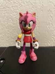 Tomy Sega Sonic The Hedgehog Sonic Boom Amy Rose Poseable Action Figure  T22031 