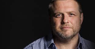 Book Ben Darwin for your next event.