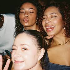 vicky grout (@vickygrout) • Instagram photos and videos