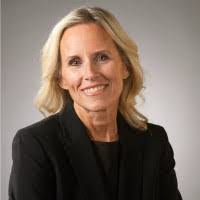 Jen Mckinley's Instagram, Twitter & Facebook