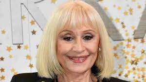 Raffaella ha saputo far tutto con l'empatia e la semplicità delle dive d'altri tempi. Mtdpjt 5er Xtm
