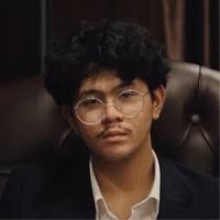 400+ "Tariq" profiles