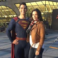 Follow the world's most famous super hero and comic books' most famous journalist as they deal with all the stress, pressures, and complexities that come with being working parents in today's society. Superman Lois Tv Series Ordered Straight To Series Serpentor S Lair Superman Lois Tv Series Superman