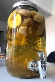 Rhum Arrange Peches Blanches Et Mangues Recette Rhum Arrange Rhum Mangue Rhum