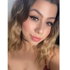 He'llo once again Can you also recommend the best pots and pans to cook I  at least need one to make a good Mexican rice 😂🙂🙂