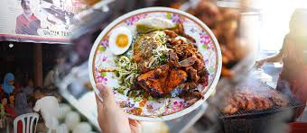 Your nasi kerabu can be accompanied by anything you want ….but it's usually eaten with a choice of ikan goreng tepung daging bakar ayam goreng or ayam percik. Nasi Kerabu Tersedap Di Dunia Mohd Zarin