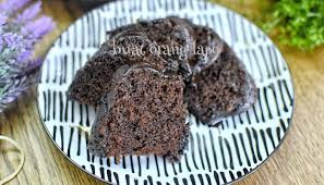 Di resep ini saya tetap bisa menikmati kue enak nan lembut dengan menggunakan. Kek Coklat Moist Kukus Tanpa Telur Sukatan Cawan Buat Orang Lapo