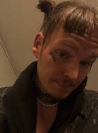 Are you looking for a different pace of life? We are looking for a couple  to live-on site and maintain our beautiful Chateau and private small  vineyard, encompassing Gardening, Maintenance and Housekeeping,