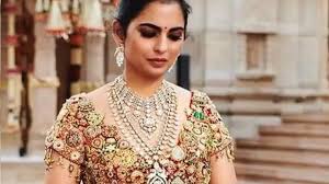 Isha Ambani Age, Height, Weight, Wiki ...