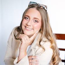 I am so grateful to have the opportunity to be a part of this fantastic  team!