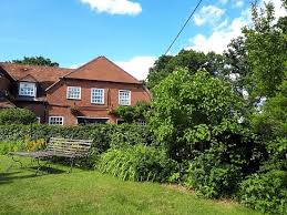 Descubre las ofertas de the furze bush inn, entre las que se incluyen tarifas completamente reembolsables con cancelación gratuita. Beautiful Green Outside Picture Of The Furze Bush Inn Newbury Tripadvisor