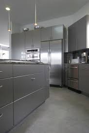 Silver High Gloss 3 W L Rubottom Cabinets Co Gloss Kitchen Cabinets High Gloss Kitchen Cabinets Kitchen Cabinets