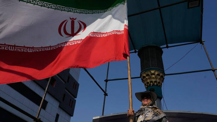 Iran warns states joining US sanctions will be considered enemies - France  24