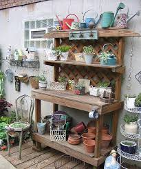 Sweet Potting Bench Avec Images Rempotage Banc Palette Diy Meubles De Jardin Remises De Jardin