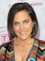 Amy Linker's Instagram, Twitter & Facebook