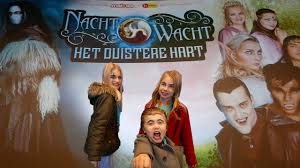 Louis thyssen, céline verbeeck, giovanni kemper and others. Interview Met Cast Op Premiere Nachtwacht 2 Het Duistere Hart Youtube