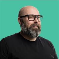 Stewart Macfarlane's Instagram, Twitter & Facebook