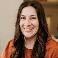 Stacy Albarran's Instagram, Twitter & Facebook